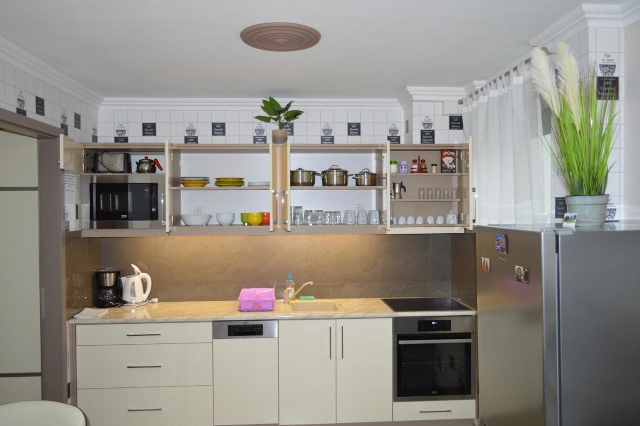 Siofok Ezuestpart Granada Koezvetlen Vizparti Premium Apartman Zewnętrze zdjęcie