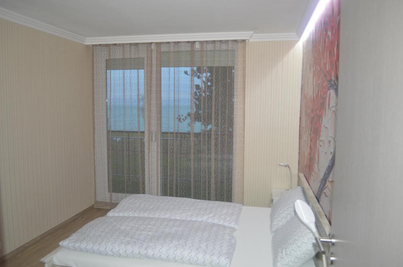 Siofok Ezuestpart Granada Koezvetlen Vizparti Premium Apartman Zewnętrze zdjęcie