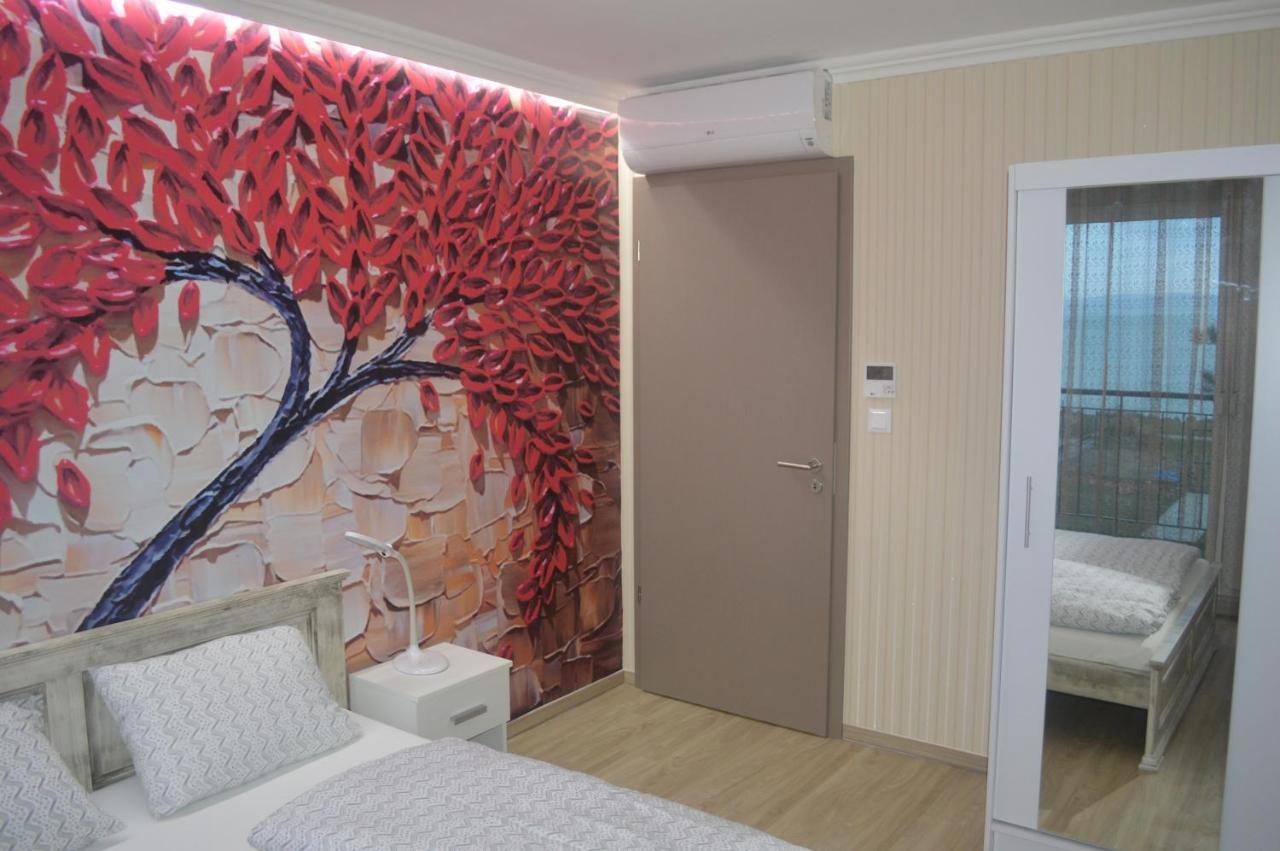 Siofok Ezuestpart Granada Koezvetlen Vizparti Premium Apartman Zewnętrze zdjęcie